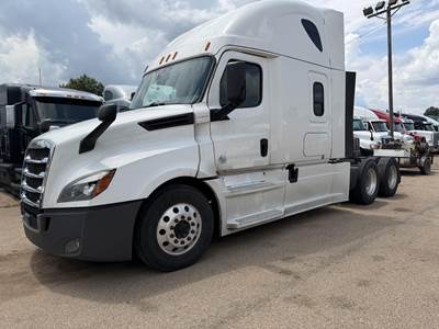 Freightliner Cascadia 126 Sleeper Semi Truck - 75" Raised Roof Sleeper, Detroit 505HP, 12 Speed Dt12 Amt