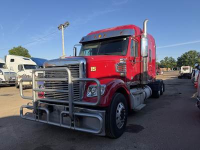 Freightliner Coronado 122 Sleeper Semi Truck - 70" Mid Roof Sleeper, Cummins 450HP, 13 Speed Manual