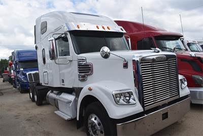 Freightliner Coronado 122 SD Sleeper Semi Truck - 70" Raised Roof Sleeper, Detroit, 10 Speed Manual