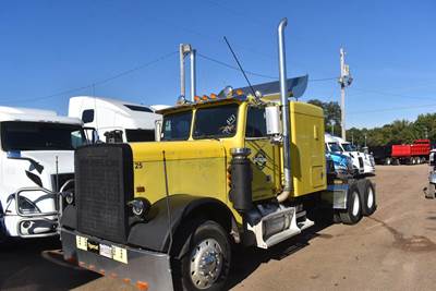 Freightliner FLB114 Sleeper Semi Truck - 60" Flat Top Sleeper, Caterpillar 425HP, 13 Speed Manual