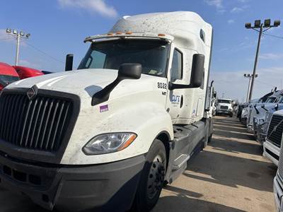 International LT Sleeper Semi Truck - 75" Raised Roof Sleeper, Cummins 450HP, 12 Speed Endurant Amt