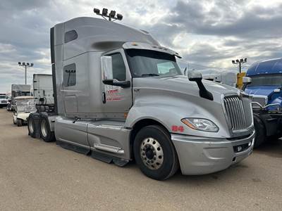 International LT Sleeper Semi Truck - 75" Raised Roof Sleeper, A26 450HP, 12 Speed Endurant Amt