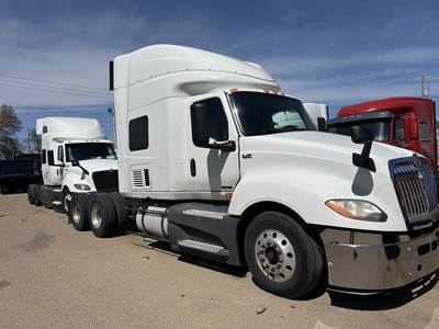 International LT Sleeper Semi Truck - 73" Raised Roof Sleeper, Cummins 450HP, 10 Speed Manual