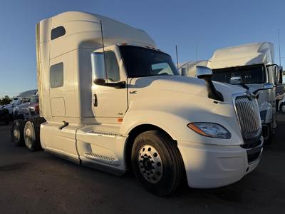International LT Sleeper Semi Truck - 75" Raised Roof Sleeper, A26 450HP, 12 Speed Endurant Amt