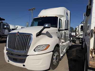 International LT Sleeper Semi Truck - 75" Raised Roof Sleeper, A26 450HP, 12 Speed Endurant Amt