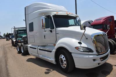 International ProStar Sleeper Semi Truck - 75" Mid Roof Sleeper, MAXXFORCE 13 450HP, 10 Speed Ultrashift Amt