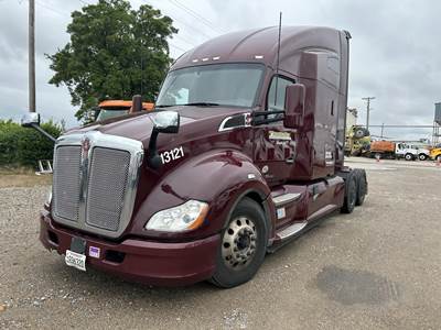 Kenworth T680 Sleeper Semi Truck - 76" Raised Roof Sleeper, Paccar 455HP, 12 Speed Endurant Amt