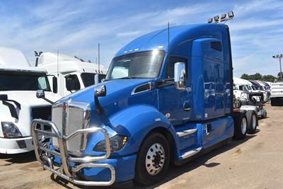 Kenworth T680 Sleeper Semi Truck - 76" Raised Roof Sleeper, Paccar 455HP, 12 Speed Endurant Amt