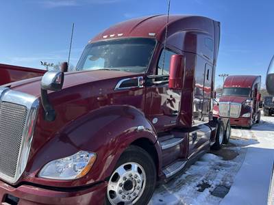 Kenworth T680 Sleeper Semi Truck - 76" Raised Roof Sleeper, Paccar 455HP, 12 Speed Endurant Amt