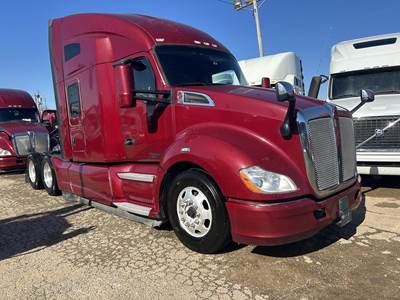 Kenworth T680 Sleeper Semi Truck - 76" Raised Roof Sleeper, Paccar 455HP, 12 Speed Endurant Amt