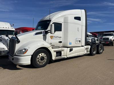Kenworth T680 Sleeper Semi Truck - 76" Raised Roof Sleeper, Paccar 455HP, 10 Speed Ultrashift Amt