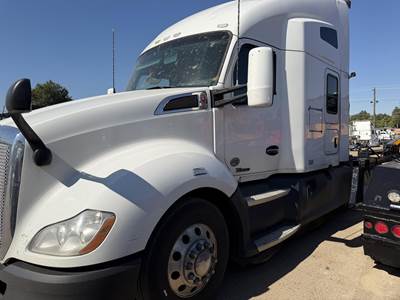 Kenworth T680 Sleeper Semi Truck - 76" Raised Roof Sleeper, Paccar 455HP, 10 Speed Ultrashift Amt