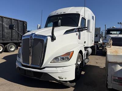 Kenworth T680 Sleeper Semi Truck - 78" Mid Roof Sleeper, Paccar 455HP, 12 Speed Endurant Amt