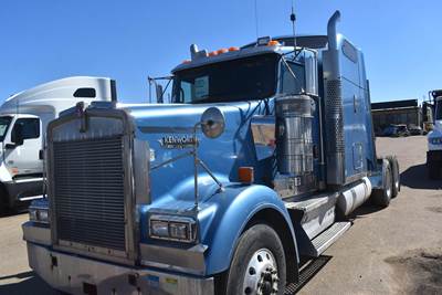 Kenworth W900L Sleeper Semi Truck - 72" Mid Roof Sleeper, Cummins 485HP, 18 Speed Manual