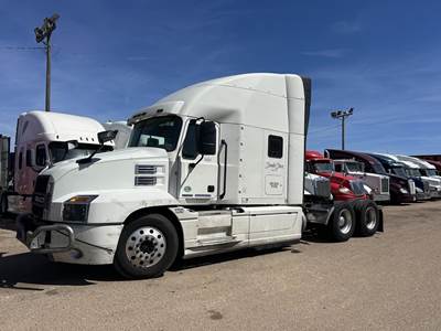 Mack Anthem 64T Sleeper Semi Truck - 80" Raised Roof Sleeper, MP8 455HP, 12 Speed M Drive Amt