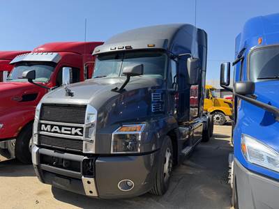 Mack Anthem 64T Sleeper Semi Truck - 76" Raised Roof Sleeper, MP8 455HP, 12 Speed M Drive Amt