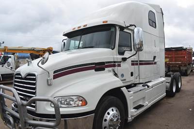 Mack Pinnacle CXU613 Sleeper Semi Truck - 76" Mid Roof Sleeper, MP8 455HP, 12 Speed M Drive Amt