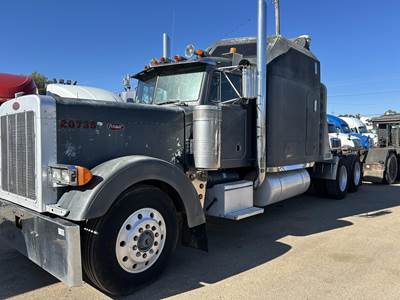 Peterbilt 379EXHD Sleeper Semi Truck - 72" Raised Roof Sleeper, Caterpillar 425HP, 15 Speed Manual