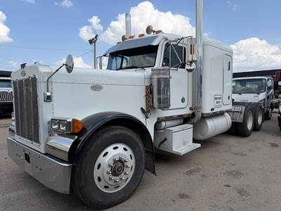 Peterbilt 379EXHD Sleeper Semi Truck - 63" Flat Top Sleeper, Caterpillar 475HP, 9 Speed Manual