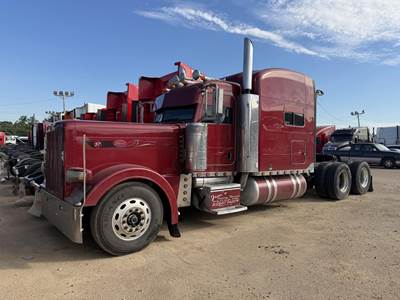 Peterbilt 389 Sleeper Semi Truck - 70" Mid Roof Sleeper, Cummins 565HP, 13 Speed Manual