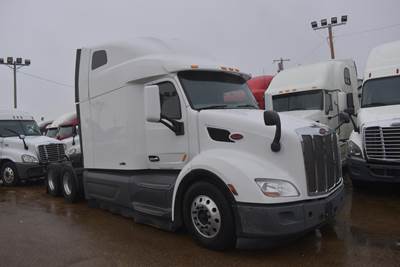 Peterbilt 579 Sleeper Semi Truck - 76" Raised Roof Sleeper, Paccar 455HP, 12 Speed Endurant Amt