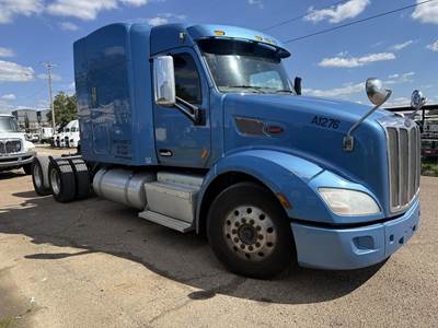 Peterbilt 579 Sleeper Semi Truck - 70" Mid Roof Sleeper, Cummins 450HP, 10 Speed Ultrashift Amt