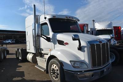 Peterbilt 579 Sleeper Semi Truck - 70" Mid Roof Sleeper, Paccar 450HP, 10 Speed Ultrashift Amt