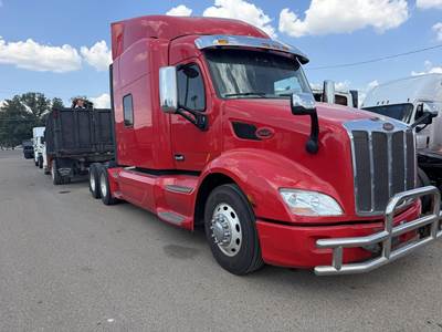 Peterbilt 579 Sleeper Semi Truck - 75" Mid Roof Sleeper, Paccar 455HP, 12 Speed Amt