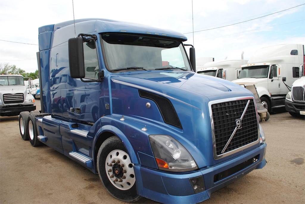 Volvo semi truck scubalsa