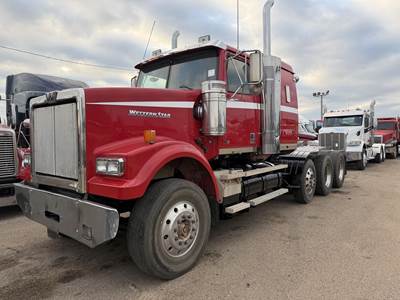 Western Star 4900 Tri Axle Sleeper Semi Truck - 36" Flat Top Sleeper, Detroit 505HP, 18 Speed Ultrashift Plus Amt