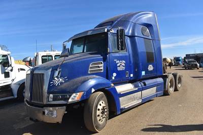 Western Star 5700XE Sleeper Semi Truck - 70" Raised Roof Sleeper, Detroit 475HP, 12 Speed Dt12 Amt