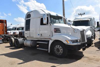 Western Star 5700XE Sleeper Semi Truck - 60" Mid Roof Sleeper, Detroit 400HP, 12 Speed Dt12 Amt