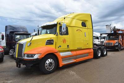 Western Star 5700XE Sleeper Semi Truck - 82" Raised Roof Sleeper, Detroit 505HP, 12 Speed Dt12 Amt