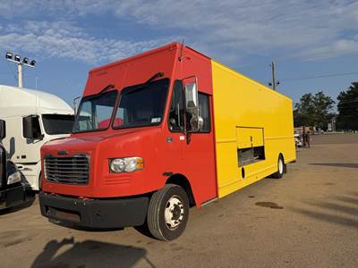 MORGAN OLSEN ROUTE STAR Single Axle Step Van - Cummins, 240HP, Automatic