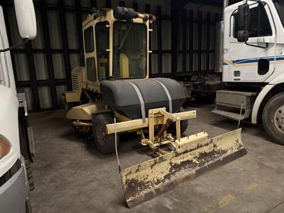 Superior Broom DT80 Sweeper