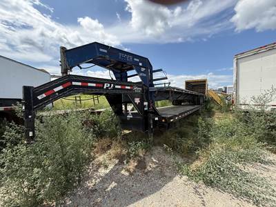 PJ 40 Ft Gooseneck Tandem Axle Steel Tag Trailer - Spring, Fixed Axle