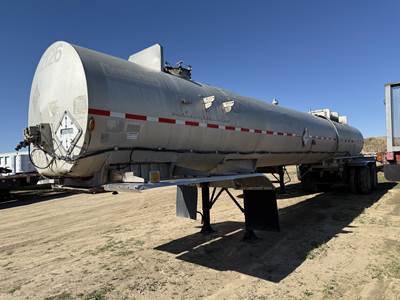 Acro 5000 GALLON TANK Tank Trailer