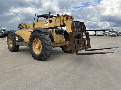 Caterpillar TH350B Telehandler - 6600lb Capacity, 36ft Lift Height