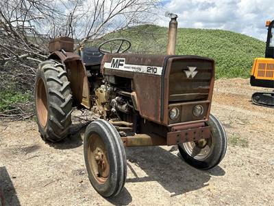 Massey Ferguson 210 Tractor
