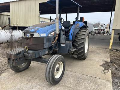 New Holland TB100 Tractor