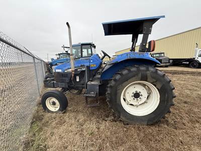 New Holland TB100 Tractor