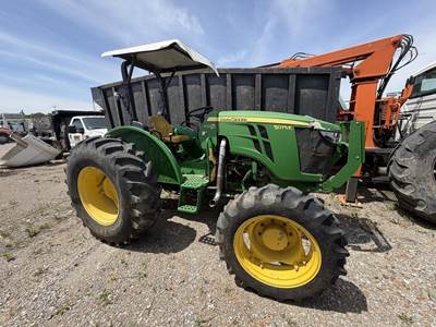 John Deere 5075E Tractor