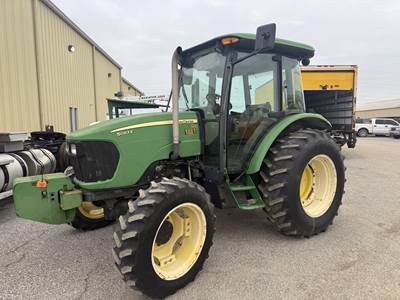 John Deere 5083E Tractor