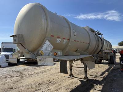 Dragon 8400 GALLON VAC TANK Vacuum Tank Trailer