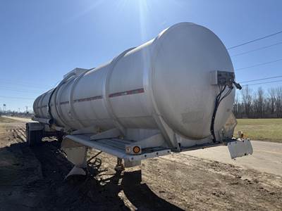 Heil 8400 GALLON Vacuum Tank Trailer
