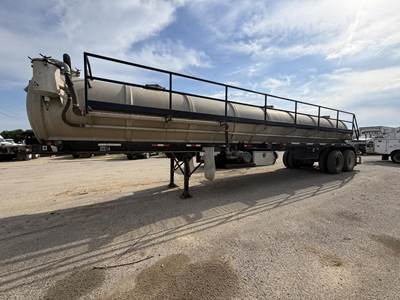 MENARD 6300 GALLON TANK Vacuum Tank Trailer