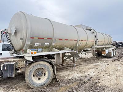 Trailmaster 8400 gallon Vacuum Tank Trailer