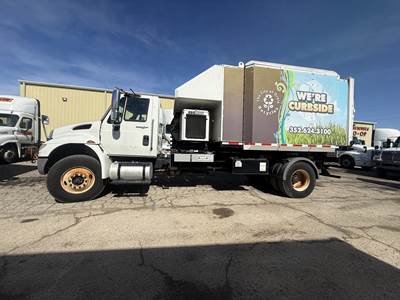 International DuraStar 4400 Single Axle Vacuum Truck - 240HP, Automatic