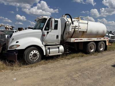 International ProStar Tandem Axle Vacuum Truck - Cummins, 450HP, 10 Speed Ultrashift Amt