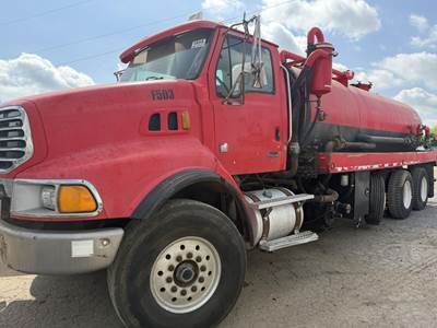 Sterling L9500 Tri Axle Vacuum Truck - Caterpillar, 430HP, 8Ll Manual